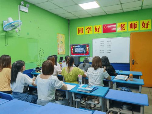 金牌咨詢，匠心服務(wù) 以專業(yè)賦能，成就孩子未來(lái)